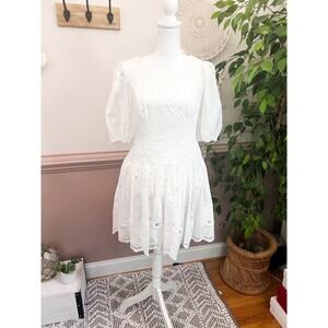 Marchesa Notte White Embroidered Minidress Size 8 NWT